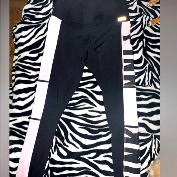 Victoria’s Secret P!nk size M yoga/work out pants black and pink - Picture 7 of 10